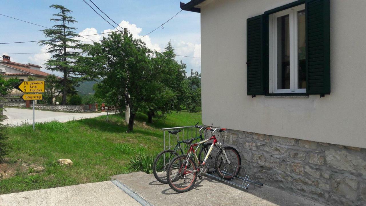 Villa Zwei Zedern Pićan Zewnętrze zdjęcie
